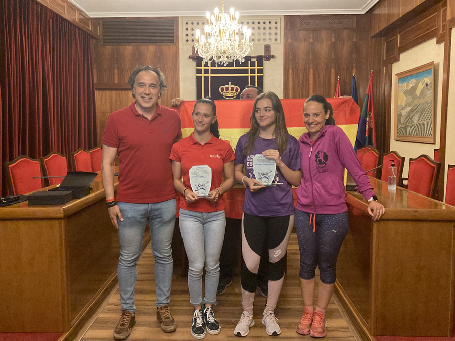 Recibimiento oficial a la luchadora María Cazalla, campeona de los Juegos Olímpicos SUB-18
