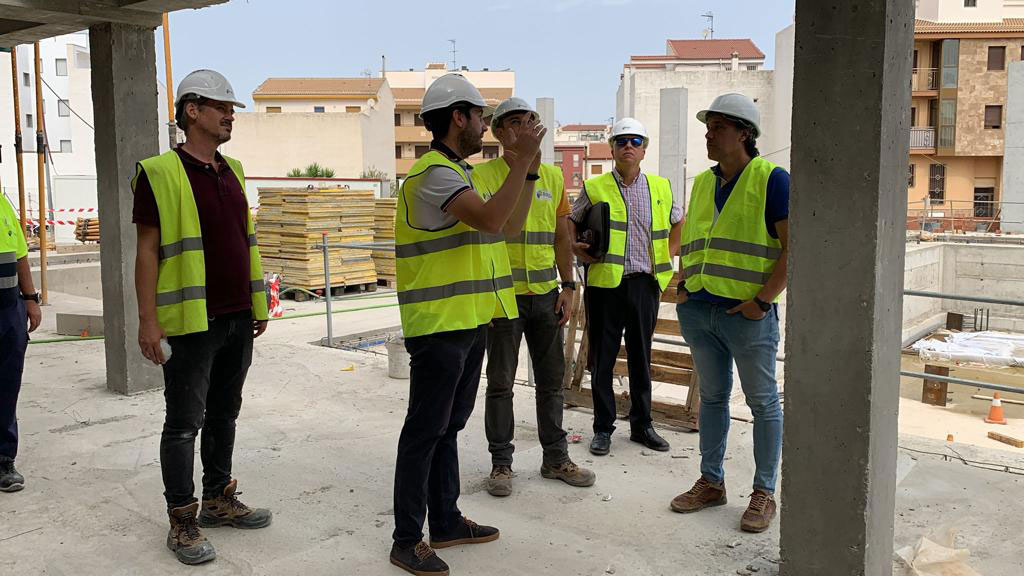 Visita a la obra de la Piscina Cubierta Municipal