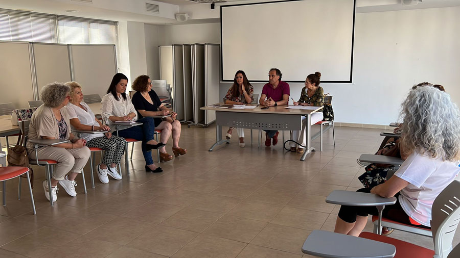 El Consejo Local de la Mujer se reúne para planificar el último trimestre del año