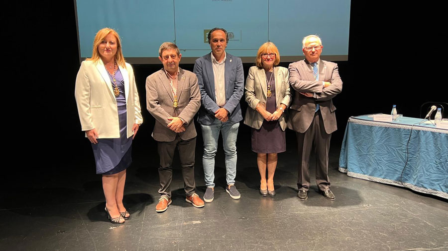Adoración Mozas, catedrática torrecampeña, se incorporación como consejera de número del IEG