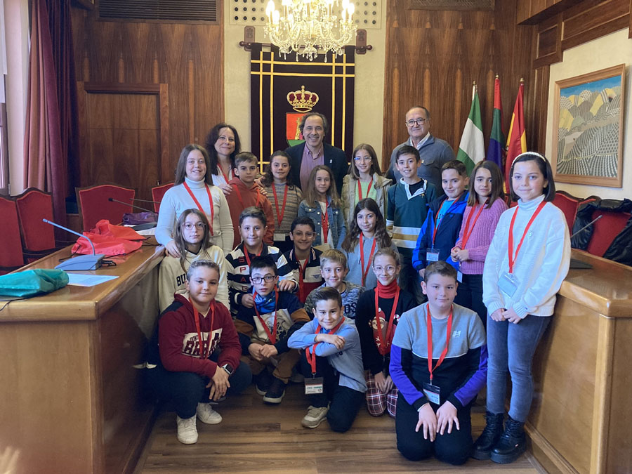 Recepción en el Salón de Plenos del Consejo Local de los Niñ@s