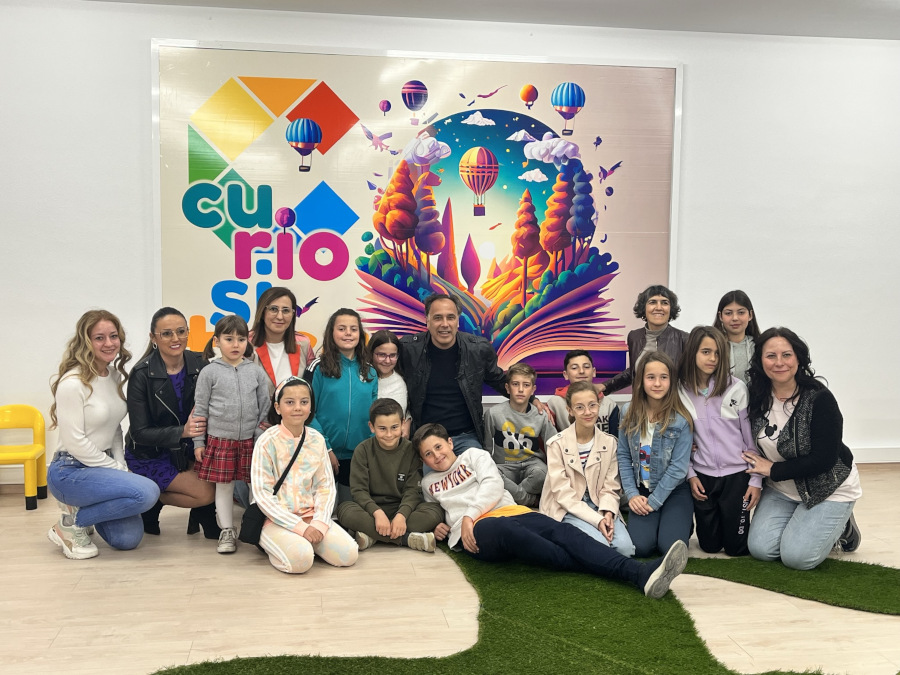 Se inaugura la Curiositeca, la biblioteca infantil para fomentar la lectura y la creatividad