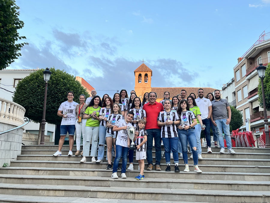 Recibimiento al equipo femenino de Marca Futsal, campeonas de la Copa Delegado