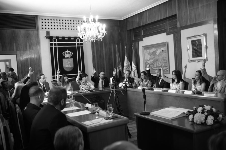 Constituida la nueva corporación municipal