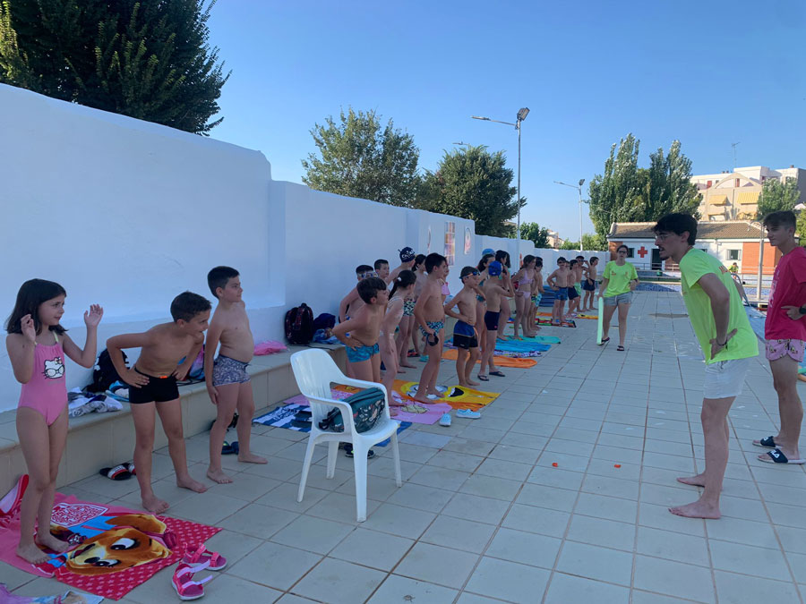Comienzan los Cursos de Natación con éxito rotundo
