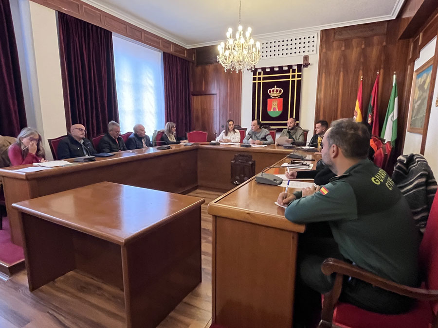 Se reúne la Comisión Local de Inmigración de cara al comienzo de la campaña de recolección