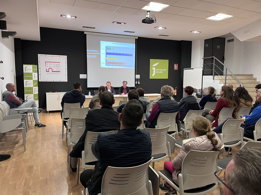 Presupuestos sociales con inversiones para el avance de Torredelcampo