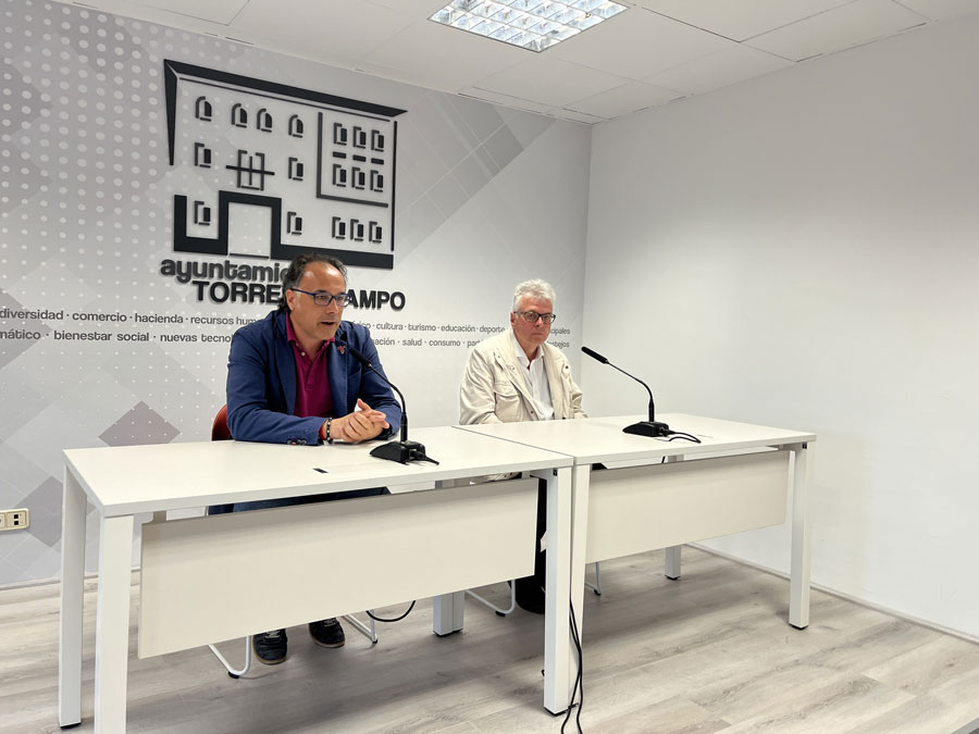 El Pleno aprueba el nombramiento de Santa Ana y Virgen Niña como alcaldesa perpetua