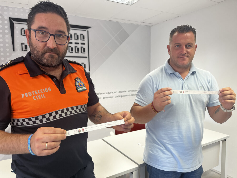 Pulseras identificativas para menores y servicio de autobús gratuito durante la feria 2024