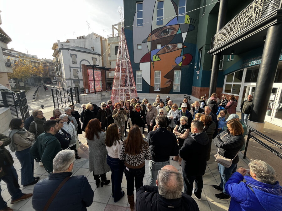 Voluntarios del Museo Provincial visitaron Torredelcampo para conocer su patrimonio y cultura