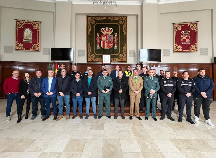 Torredelcampo presente en la reunión de coordinación del dispositivo de seguridad de la Vuelta Ciclista a Andalucía