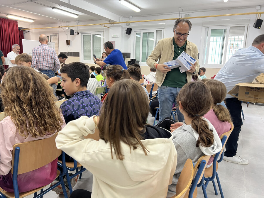 El alumnado del CEIP Juan Carlos I de Torredelcampo descubre los sabores de la provincia con el programa “Degusta Jaén en tu colegio”