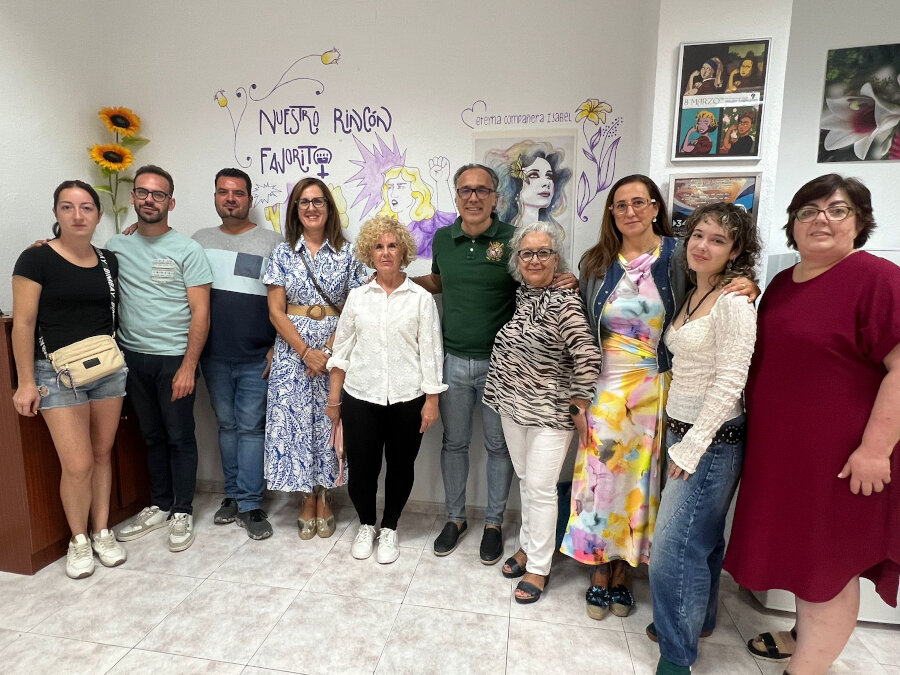 El Ayuntamiento de Torredelcampo mejora la sede de pensionistas del barrio de San Miguel con nuevas instalaciones