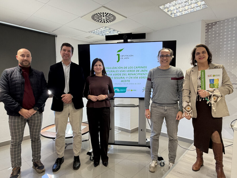La Diputación presenta en Torredelcampo la digitalización turística de la Vía Verde del Aceite