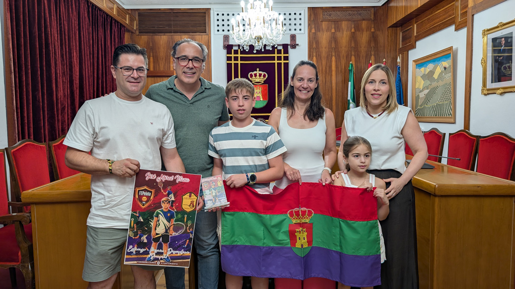 Reconocimiento a José Moral Illana por su brillante trayectoria en el frontenis nacional