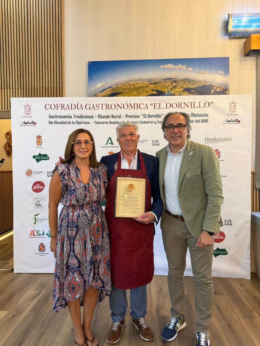 Torredelcampo, presente en los Premios «El Dornillo» con el reconocimiento a Francisco Valderas