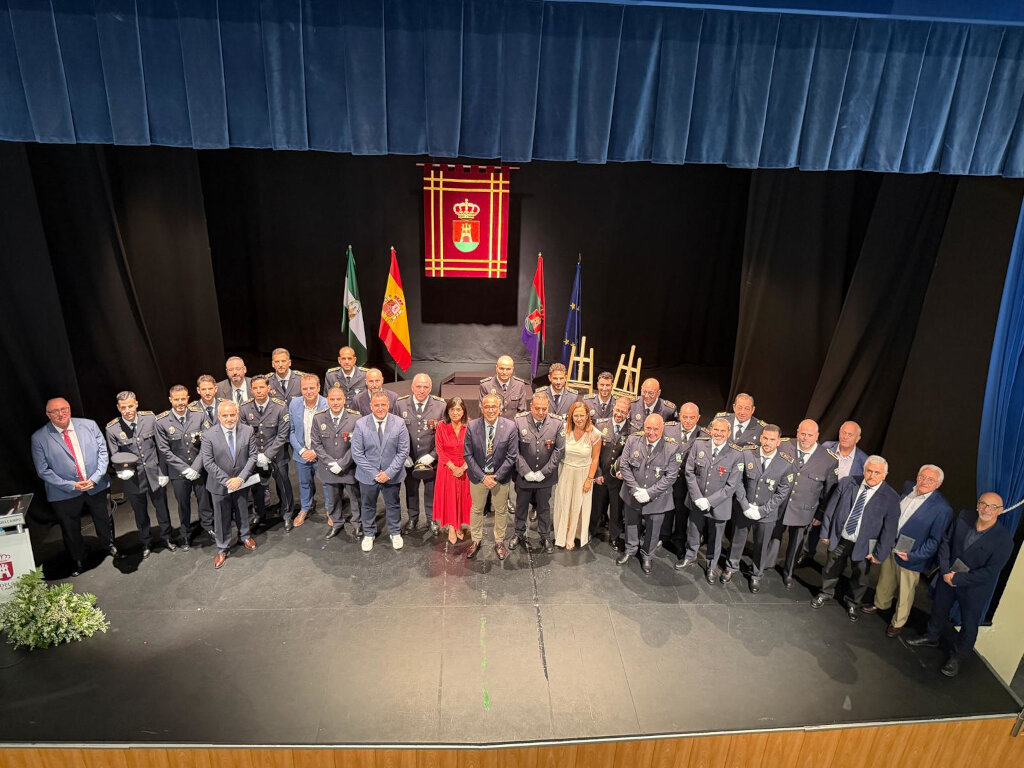 Reconocimiento a la trayectoria y las actuaciones de la Policía Local en el día de su patrón