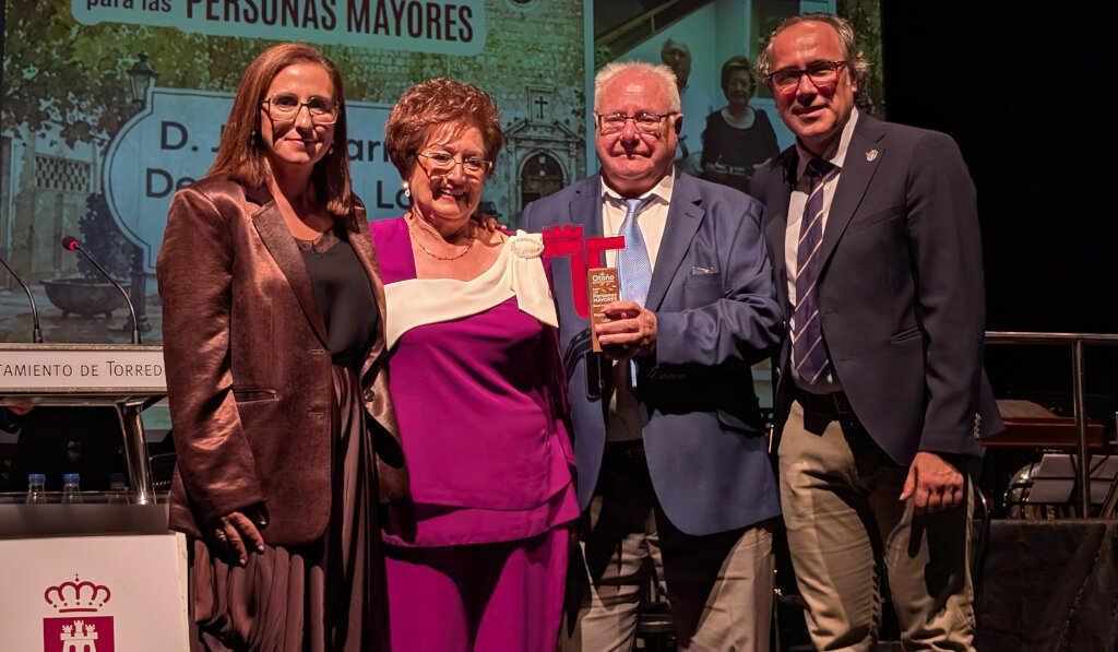 Memoria, reconocimiento y emoción para abrir el 41 Otoño Sociocultural de Torredelcampo